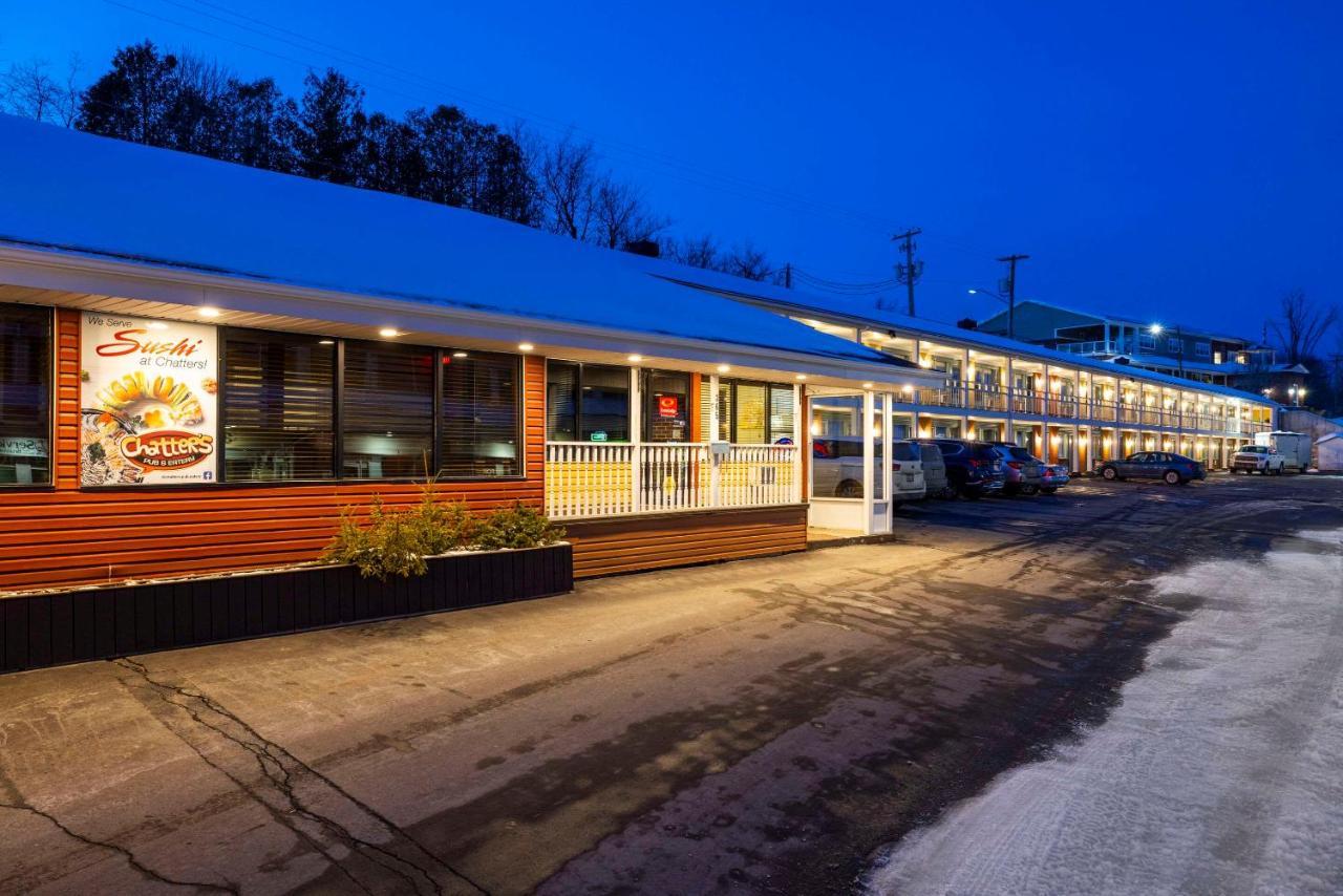 Econo Lodge Miramichi Bagian luar foto