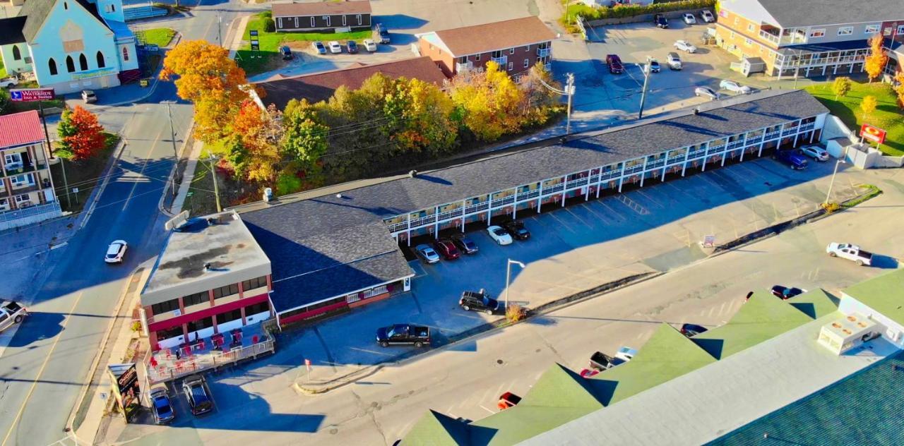 Econo Lodge Miramichi Bagian luar foto